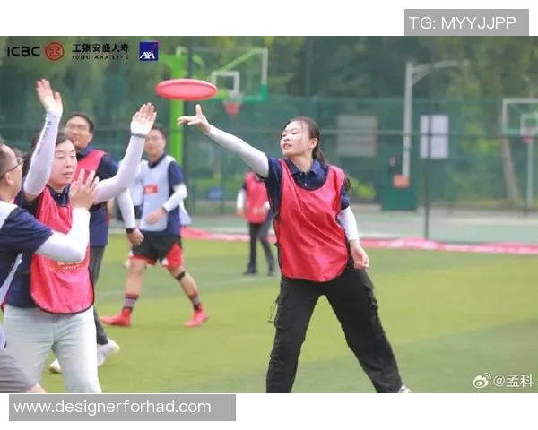 飞盘盛宴：深入了解南京飞盘队的训练与比赛状态